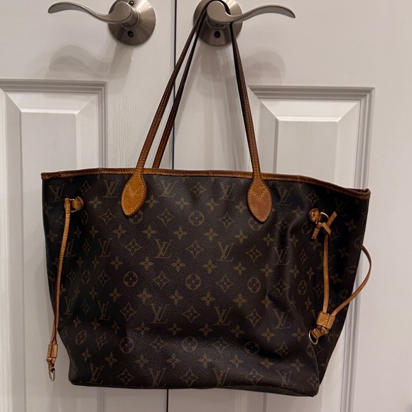 Louis Vuitton carryall medium size - Picture 2 of 4